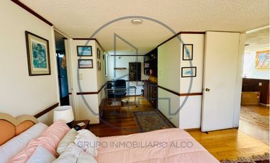 LOMAS DE BEZARES, CASA CON GRAN POTENCIAL DE REMODELACIÓN