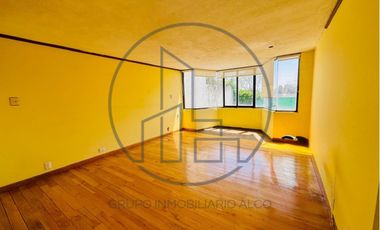 LOMAS DE BEZARES, CASA CON GRAN POTENCIAL DE REMODELACIÓN