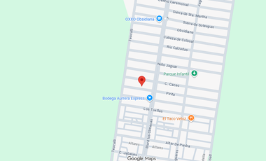 CASA EN VENTA EN COATZACOALCOS : Ciudad Olmeca (Santa Fe) : A Pasos de Avenida Universidad Veracruzana y Puerto México