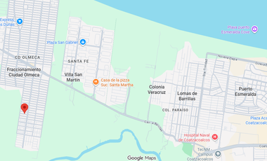 CASA EN VENTA EN COATZACOALCOS : Ciudad Olmeca (Santa Fe) : A Pasos de Avenida Universidad Veracruzana y Puerto México