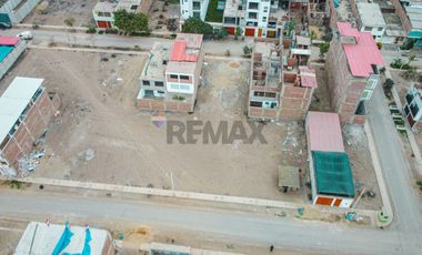 VENTA DE TERRENO 120M2 EN PACHACAMAC