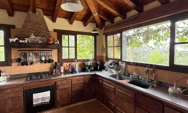 CASA CAMPESTRE A 7 MINUTOS DEL AEROPUERTO JMC