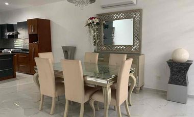 Renta casa amueblada Fracc Altabrisa