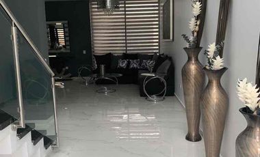 Renta casa amueblada Fracc Altabrisa