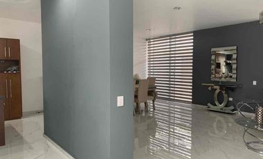 Renta casa amueblada Fracc Altabrisa