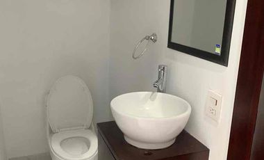 Renta casa amueblada Fracc Altabrisa