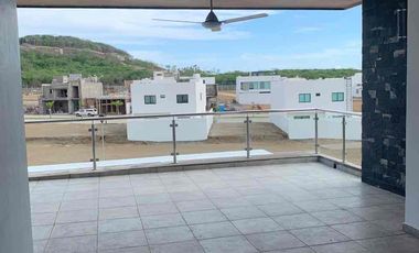 Renta casa amueblada Fracc Altabrisa