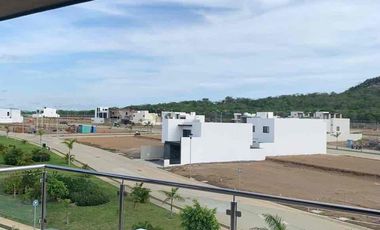 Renta casa amueblada Fracc Altabrisa