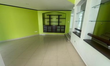 Renta casa con recámara en planta baja. Col. Concepción la Cruz. Atrás del Hospital Niño poblano