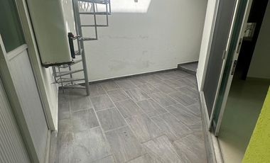 Renta casa con recámara en planta baja. Col. Concepción la Cruz. Atrás del Hospital Niño poblano