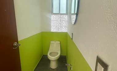 Renta casa con recámara en planta baja. Col. Concepción la Cruz. Atrás del Hospital Niño poblano