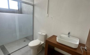 Renta casa con recámara en planta baja. Col. Concepción la Cruz. Atrás del Hospital Niño poblano