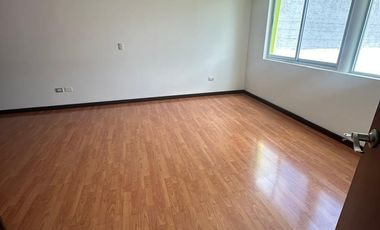 Renta casa con recámara en planta baja. Col. Concepción la Cruz. Atrás del Hospital Niño poblano