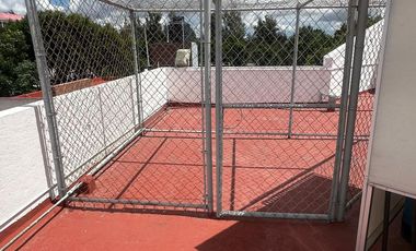 Renta casa con recámara en planta baja. Col. Concepción la Cruz. Atrás del Hospital Niño poblano