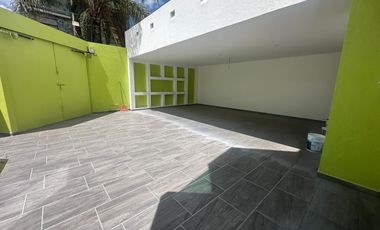 Renta casa con recámara en planta baja. Col. Concepción la Cruz. Atrás del Hospital Niño poblano