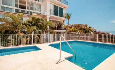 Turn-Key Ocean View Condo in Conchas Chinas – Prime Location Near Downtown