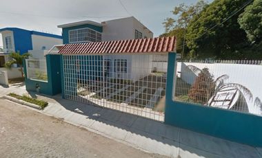 BONITA CASA EN VENTA EN MANZANILLO, COLIMA