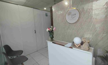 Se vende local comercial en el corazón de Calderón