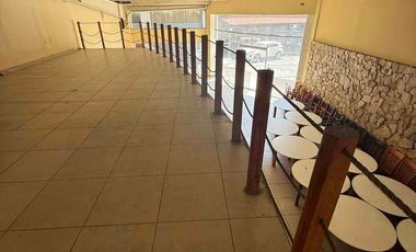 Se renta Local Comercial con excelente ubicación sobre avenida