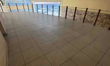 Se renta Local Comercial con excelente ubicación sobre avenida