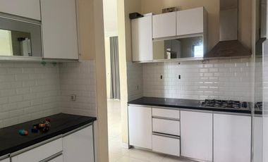 Dijual Murah Rumah Cantik Semi Furnish Cluster Alamanda, Cakung, Jakarta Timur, 015