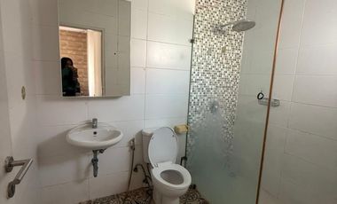 Dijual Murah Rumah Cantik Semi Furnish Cluster Alamanda, Cakung, Jakarta Timur, 015
