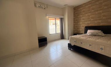 Dijual Murah Rumah Cantik Semi Furnish Cluster Alamanda, Cakung, Jakarta Timur, 015