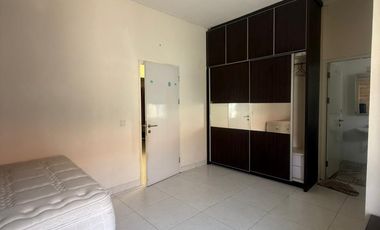 Dijual Murah Rumah Cantik Semi Furnish Cluster Alamanda, Cakung, Jakarta Timur, 015