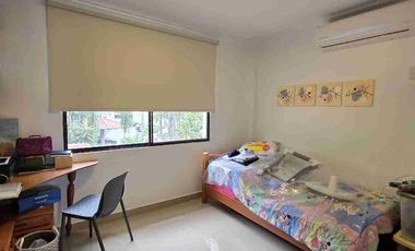 Casa de venta en Urb.Villa Capella
Km2.5 vía Samborondón