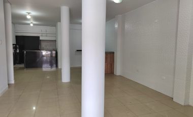 Local Comercial de alquiler en Las Orquídeas, 85 m2, Norte de Guayaquil.