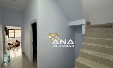 ANA RUMAH BARU 3LT LUAS 4.3X12M JALAN 1 MOBIL DI JELAMBAR