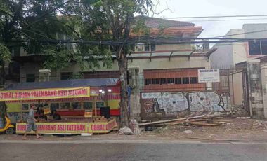 Jual Di Bawah Harga Appraisal dan Pasaran Rumah Usaha Dekat Summarecon Bekasi Semi Furnish