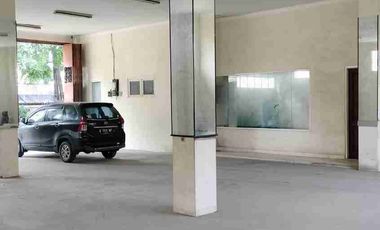 Jual Di Bawah Harga Appraisal dan Pasaran Rumah Usaha Dekat Summarecon Bekasi Semi Furnish