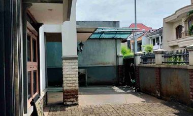 Disewakan Rumah Taman Palem Lestari