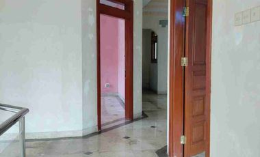 Disewakan Rumah Taman Palem Lestari