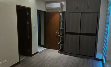 5BR Townhouse for Rent in Paranaque City *Brgy. Tambo