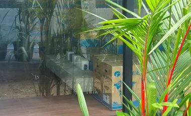 Dijual kost elite depan Mall