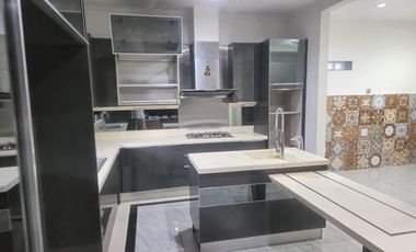 Disewakan Rumah Hook Mewah Alamanda Semi Furnished, Full AC, Sudah Renovasi, Siap Huni, Cakung, Jakarta Timur, 015