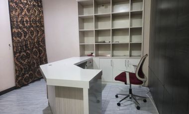 Disewakan Rumah Hook Mewah Alamanda Semi Furnished, Full AC, Sudah Renovasi, Siap Huni, Cakung, Jakarta Timur, 015