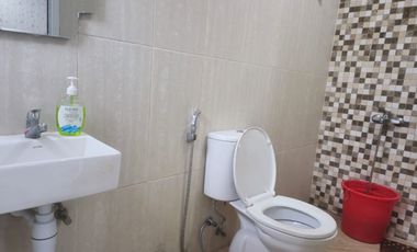 Disewakan Rumah Hook Mewah Alamanda Semi Furnished, Full AC, Sudah Renovasi, Siap Huni, Cakung, Jakarta Timur, 015