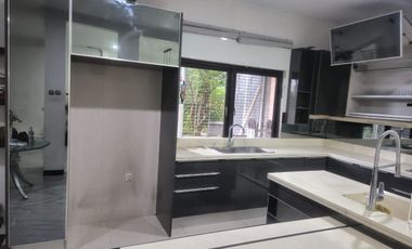 Disewakan Rumah Hook Mewah Alamanda Semi Furnished, Full AC, Sudah Renovasi, Siap Huni, Cakung, Jakarta Timur, 015
