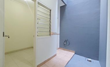Modern Minimalist Disewakan Rumah 2 Lantai Puri Mansion – Dekat Mall Puri Indah & Lippo Mall Puri