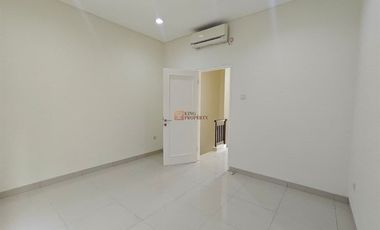 Modern Minimalist Disewakan Rumah 2 Lantai Puri Mansion – Dekat Mall Puri Indah & Lippo Mall Puri