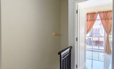 Modern Minimalist Disewakan Rumah 2 Lantai Puri Mansion – Dekat Mall Puri Indah & Lippo Mall Puri