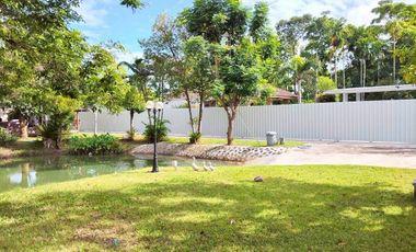96242 - ขายบ้านเดี่ยวพร้อมสวนสวย 362 ตร.วา ทำเลดี ย่านชุมชน ถนนเส้นรอง ใกล้ปั้ม ปตท หนองตะพาน บ้านค่าย ระยอง