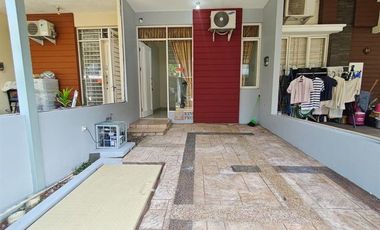 Disewa Rumah 2 Lantai 120M Puri Mansion Cluster Hawaii Unfurnished Rapi Terawat– Dekat Tol Jorr, Pik & Bandara Soetta