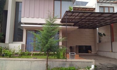 di jual cepat rumah bagus 2 lantai siap huni geger kalong bandung