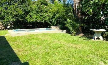 Casa Quinta en Derqui, Sauce Viejo - 700m2, Piscina, Galeria con Asador!