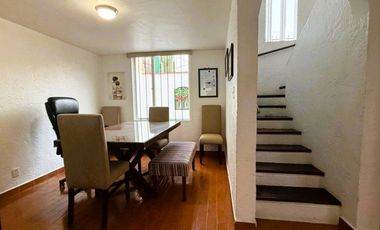 Casa en venta en Viveros del Valle, Tlalnepantla, Edo. de México