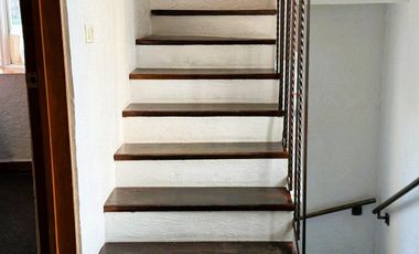 Casa en venta en Viveros del Valle, Tlalnepantla, Edo. de México